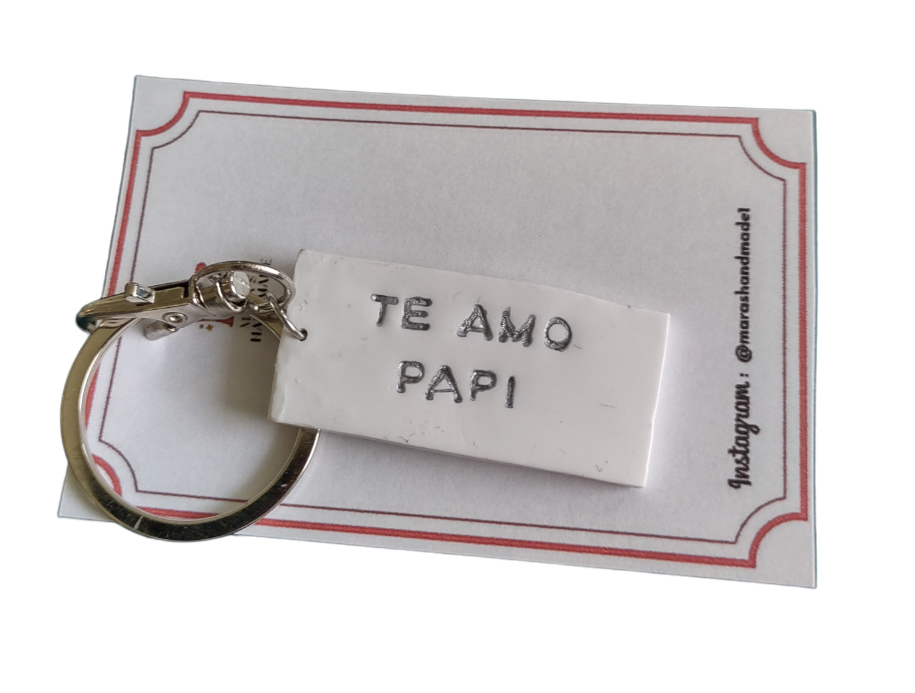 "Te amo Papi" Domino keychain