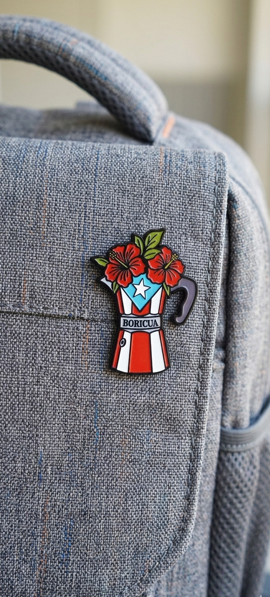 Pin de Greca con flor de Maga
